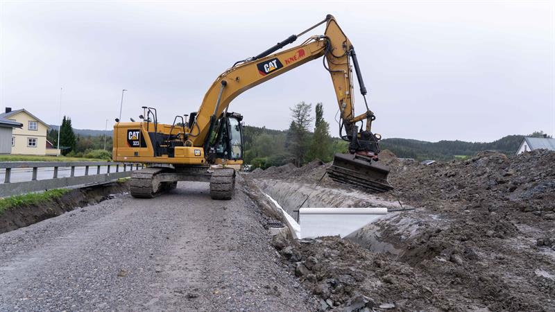 Arbeid med gang- og sykkelveg. Bilde